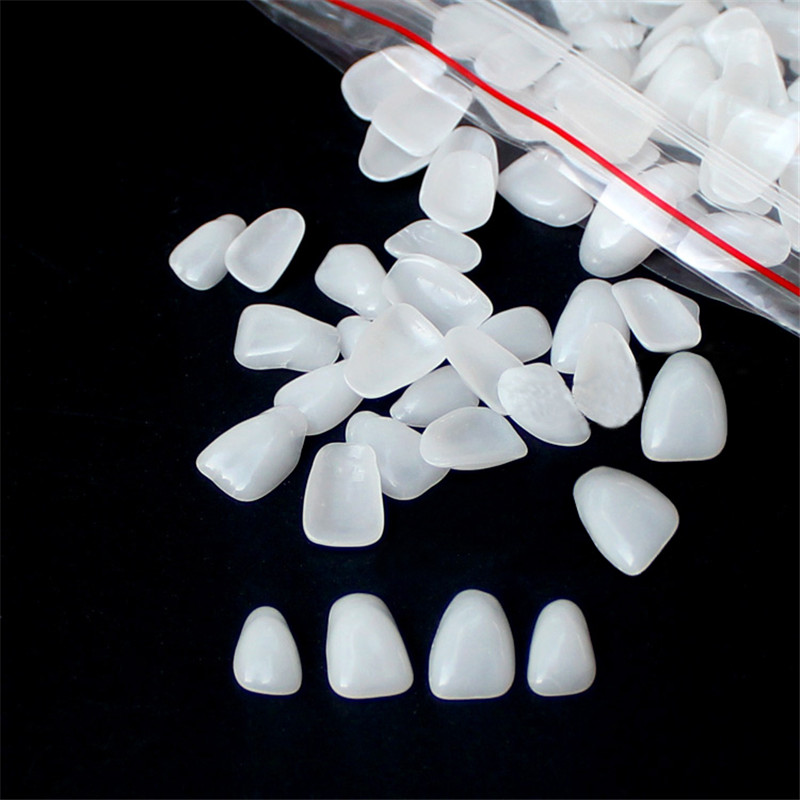 Denti finti dentali Corona tem - Teeth Whitening Veneers recensione e prezzo